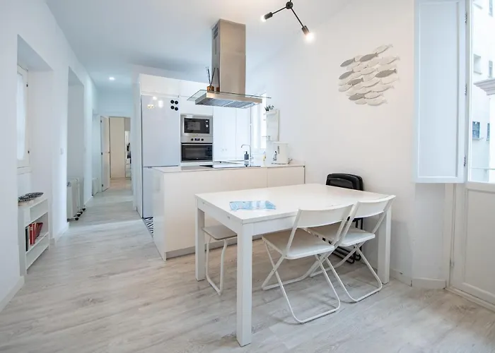 Lectoras De Apartament *