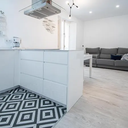 Apartment Lectoras De *