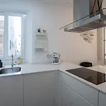 Lectoras De Lägenhet *